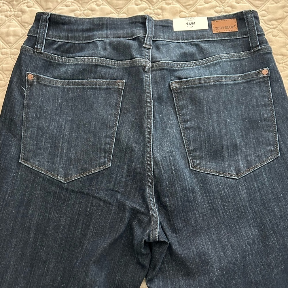 Judy Blue Skinny Fit High Rise Button Fly Jeans. NWT.  Size 14. Never Worn. - Picture 4 of 8